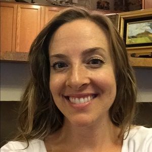 Meet your Posher, Jacqueline